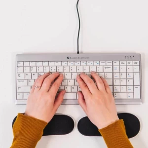 Podloga za zapestje Goldtouch Wrist Rest Zdrava-pisarna.si