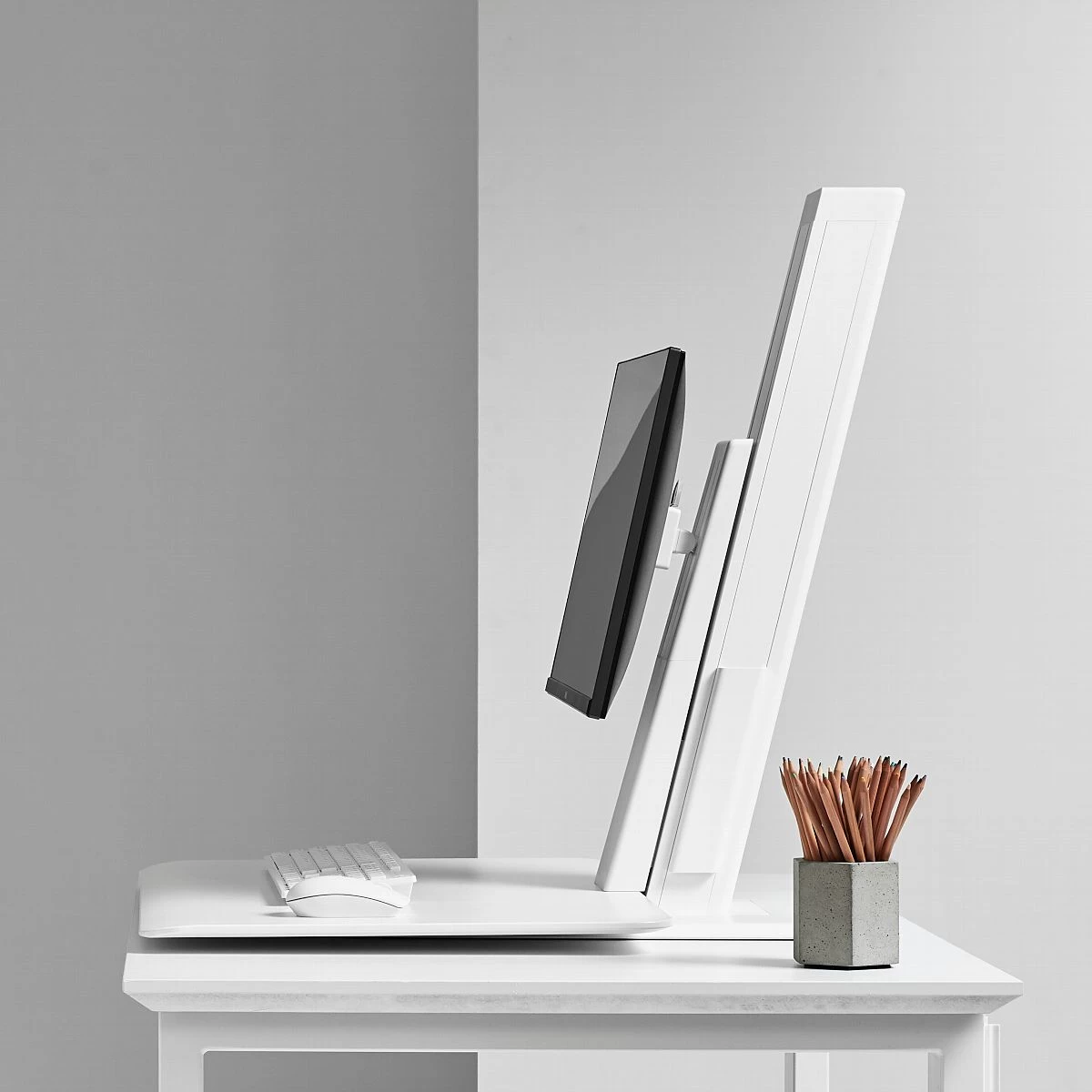 Dvižna delovna postaja Humanscale® QuickStand Eco Zdrava-pisarna.si Dvižna delovna postaja Humanscale® QuickStand Eco - slika 5