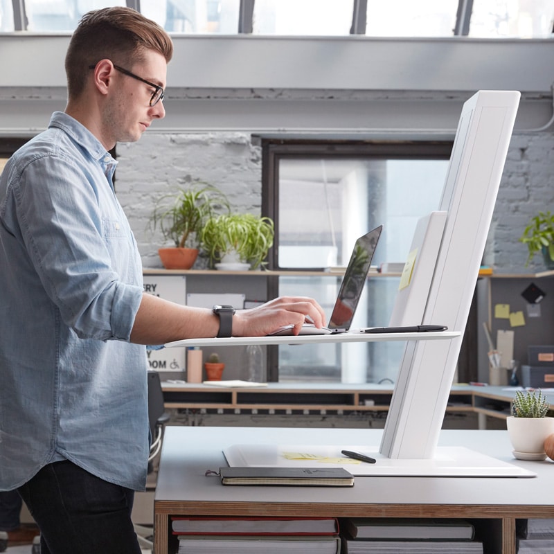 Dvižna delovna postaja Humanscale® QuickStand Eco Zdrava-pisarna.si