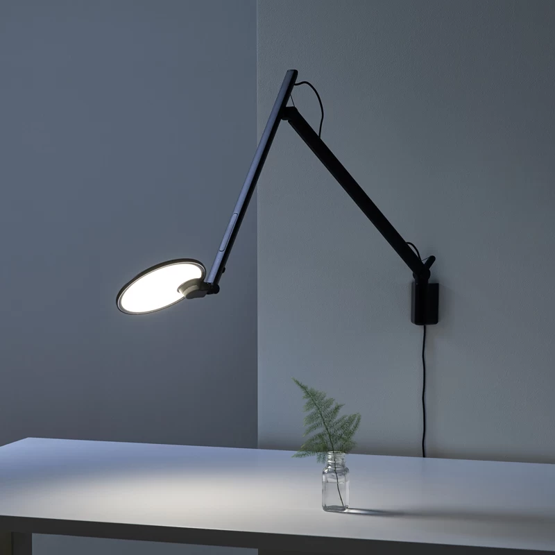 Namizna svetilka Humanscale® Nova task light Zdrava-pisarna.si Namizna svetilka Humanscale® Nova task light - slika 3