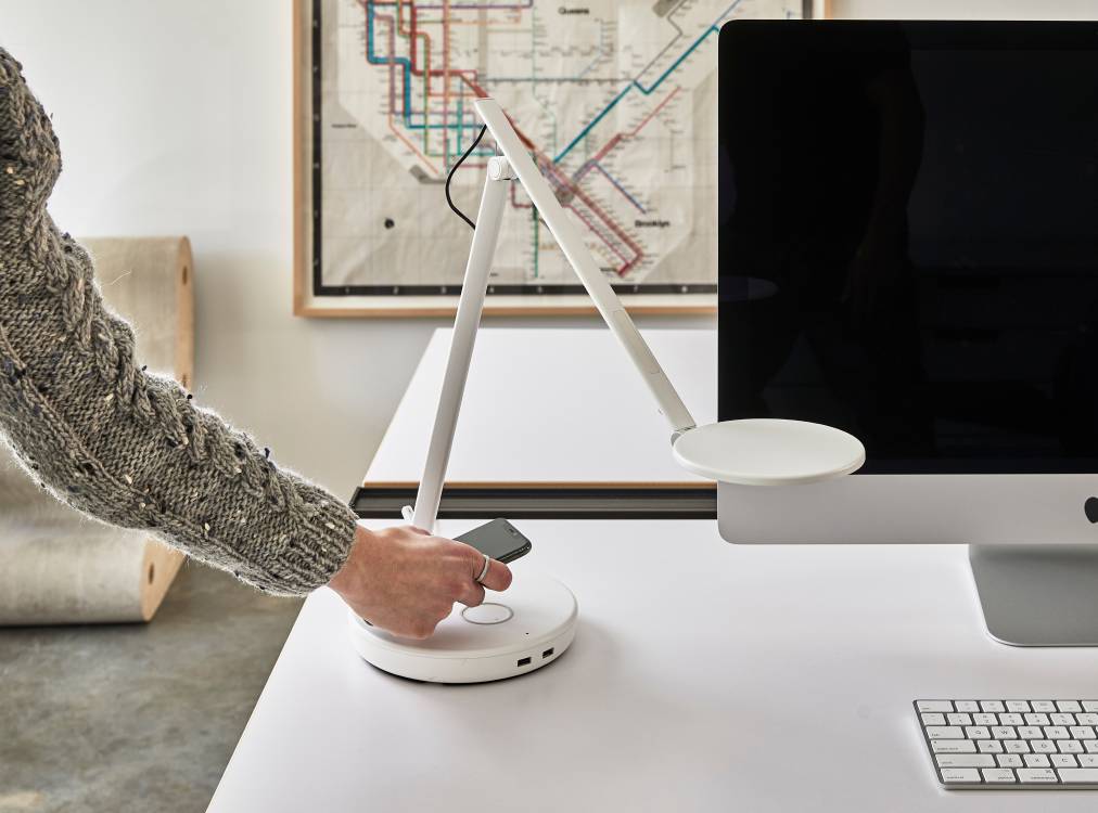 Namizna svetilka Humanscale® Nova task light Zdrava-pisarna.si Namizna svetilka Humanscale® Nova task light - slika 10